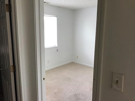 5th image of 6642 Largo Ln