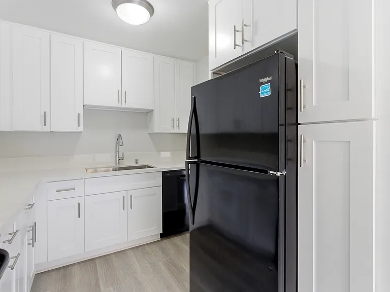 University Crest Apartments - Near UCR — Photo 9