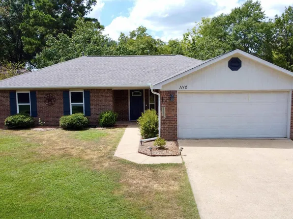 1112 Carol Dr, Lindale, TX 75771