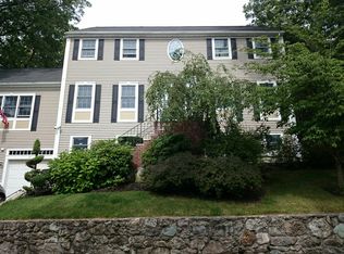 55 Brook Farm Rd, West Roxbury, MA 02132