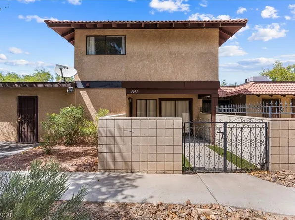 5077 Village Dr, Las Vegas, NV 89142