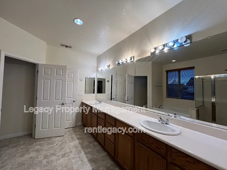 2157 Promise Way — Photo 18