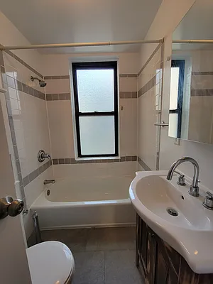 Rented by Avenues Real Estate | media 15