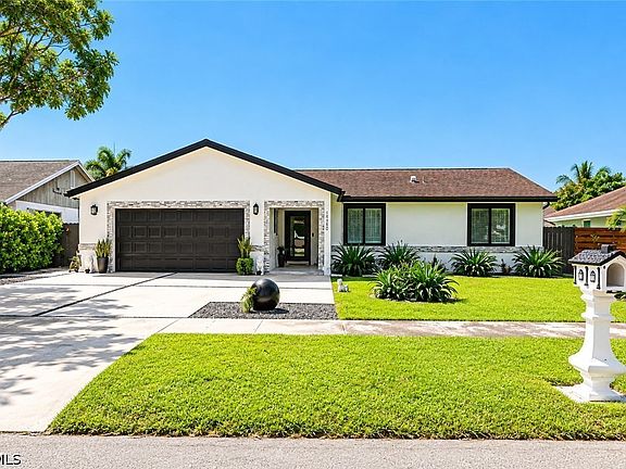 5th image of 16580 SW 299th Ter