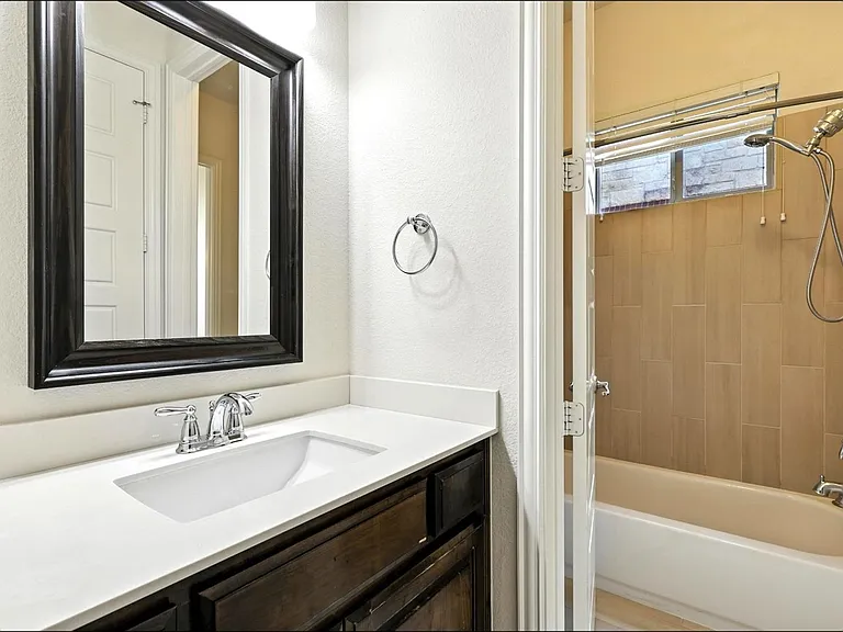 1733 Adalina Dr — Photo 6