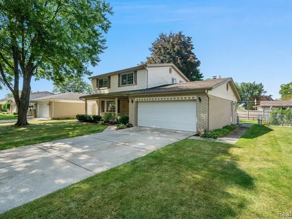 32229 Cambridge Dr, Warren, MI 48093