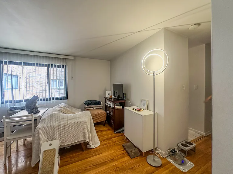2336 N Commonwealth Ave #403 — Photo 6