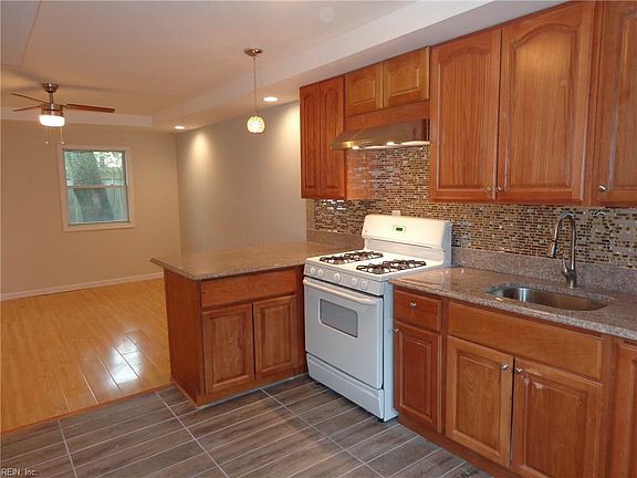 2nd image of 1276 W Ocean View Ave APT D