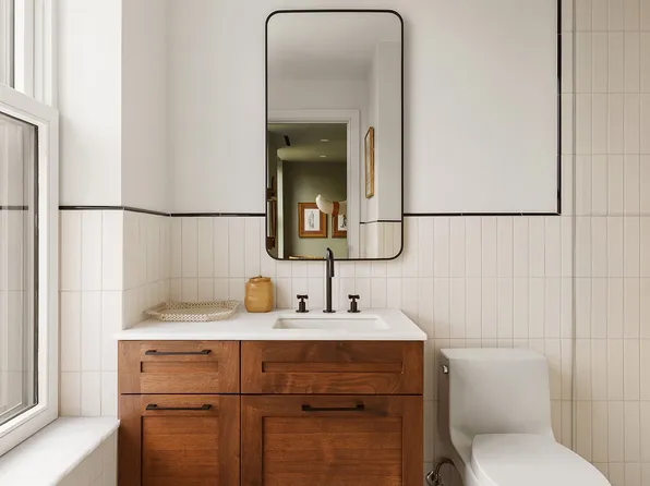 205 Clinton Street image 30 of 38