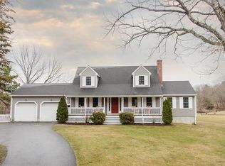 61 Beagle Club Rd, Attleboro, MA 02703