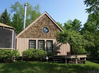 15 Thissell Rd, Johnsburg, NY 12843