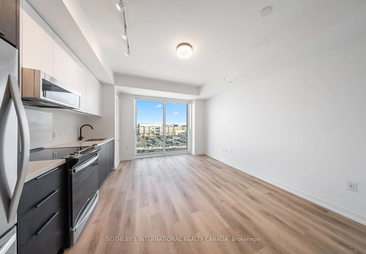 Studio, $2,205 — Photo 4