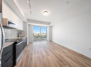 5 York Rd #703, Toronto, ON M2L1H4