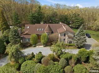 291 Truman Dr, Cresskill, NJ 07626