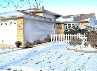 3313 Cathy Dr, Joliet, IL