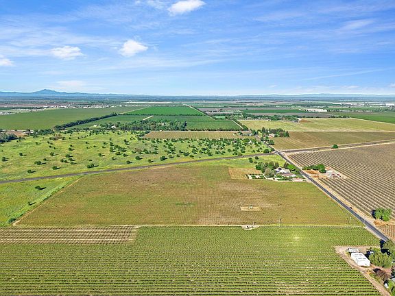 5th image of 3824 W Sargent Rd