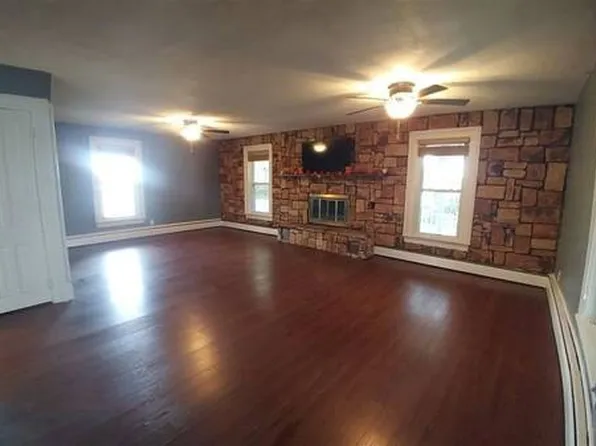 (undisclosed Address), Janesville, WI 53548