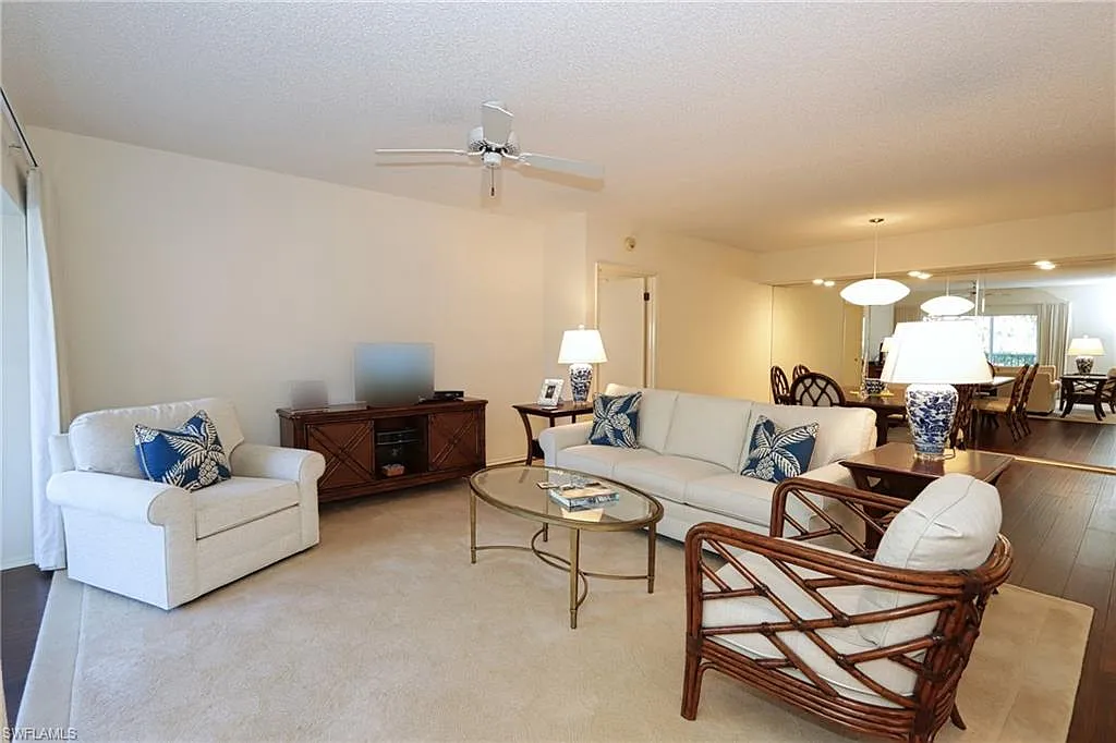 2 bed, 2.0 bath, 1701 sqft, $9,000 — Photo 2