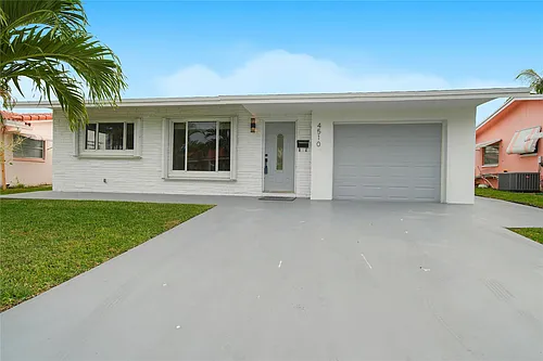 4510 NW 49th Dr Photo 1