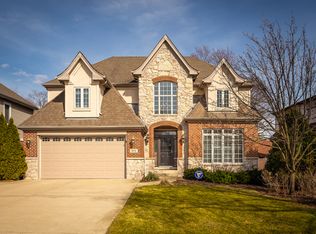 875 S Chatham Ave, Elmhurst, IL 60126