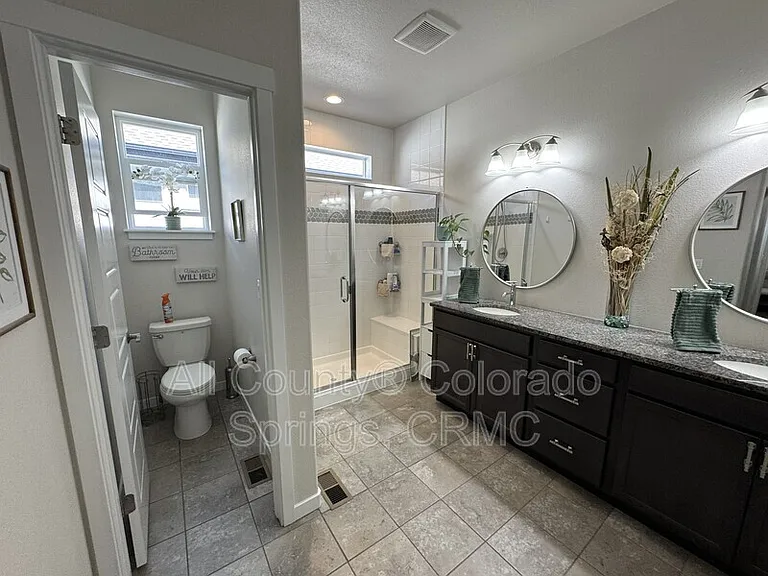 5755 Marlee Dr — Photo 16