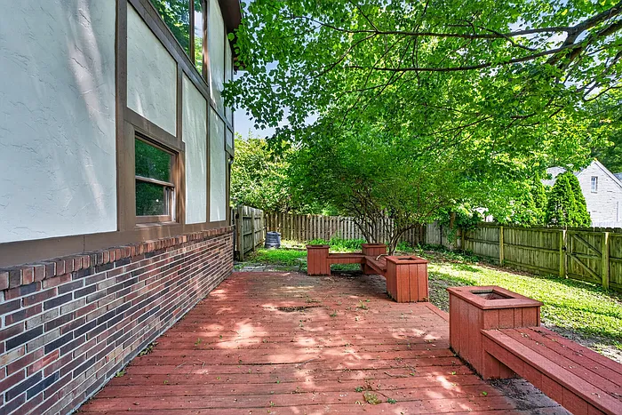 4631 Graceland Ave — Photo 39