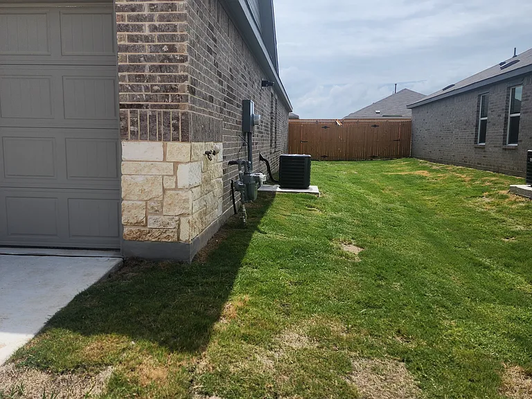 15013 Bushwacker Way — Photo 3