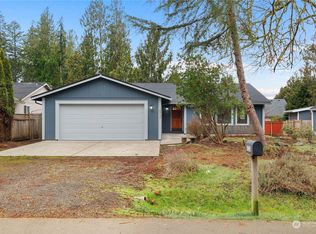 9733 Whitecap Dr NW, Olympia, WA 98502