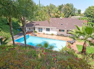 16950 Mooncrest Dr, Encino, CA 91436