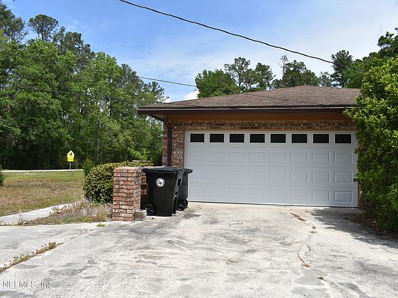3rd image of 579 TARA FARMS Drive