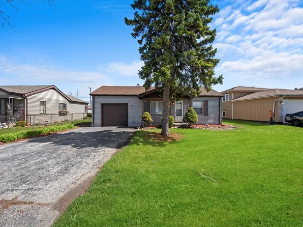 7819 Parkside Ave, Burbank, IL 60459