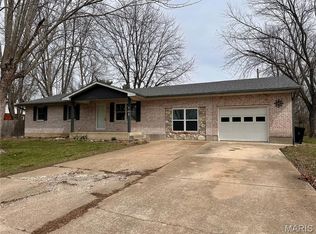 505 Shenandoah Ave, Cuba, MO 65453