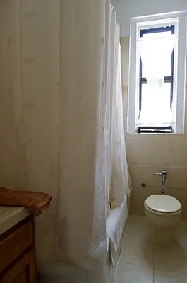 Rented by Citi Habitats | media 18