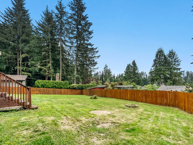 23332 E Echo Lake Rd — Photo 19