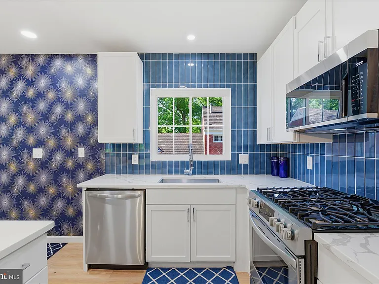 3454 Martha Custis Dr — Photo 12