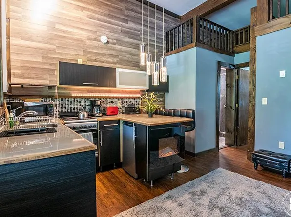 6143 Sentinel Rd Unit 4, Lake Placid, NY 12946