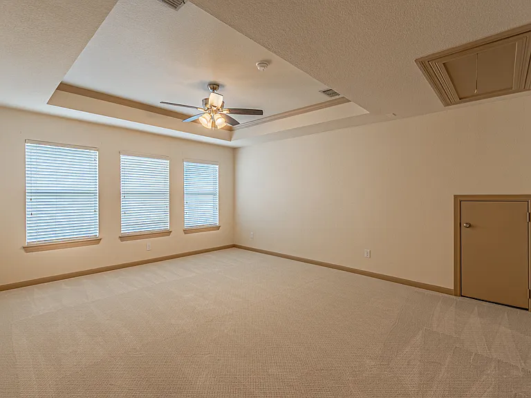 15097 Blakehill Dr — Photo 41