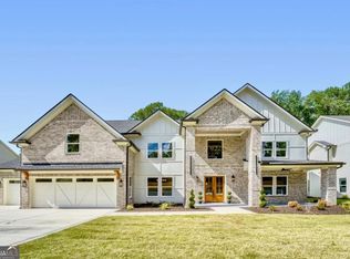 942 Cooper Rd, Grayson, GA 30017