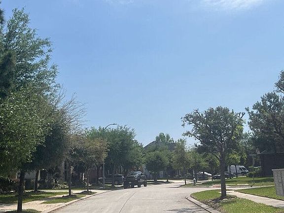 4th image of 4835 Canyon Shore Dr