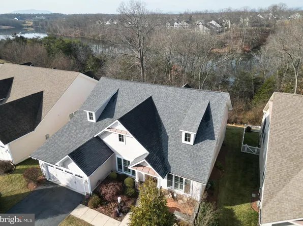 117 Harvester Dr, Lake Frederick, VA 22630