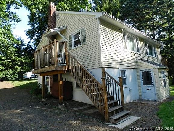 Side view from 2nd driveway...