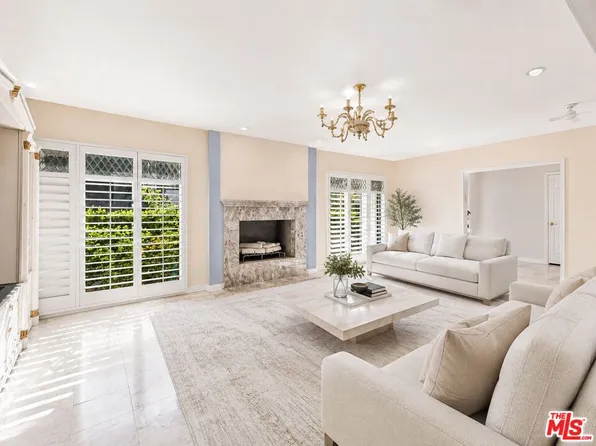 1118 Roscomare Rd, Los Angeles, CA 90077