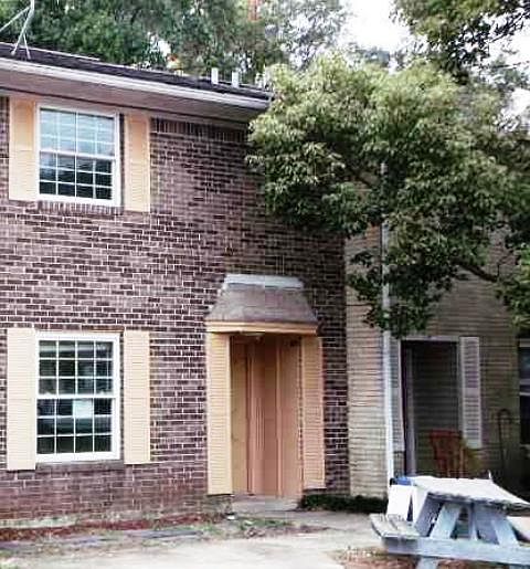 1st image of 145 Valencia Dr