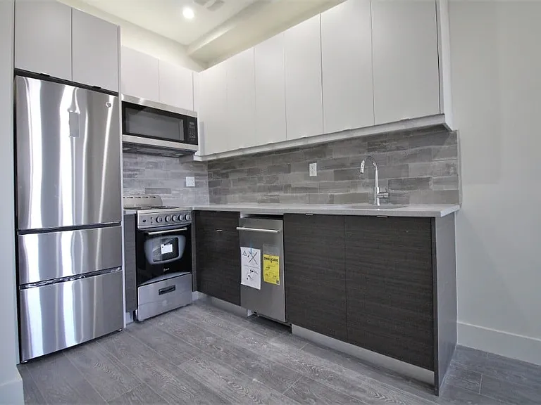 2517 Bedford Ave #3B — Photo 5