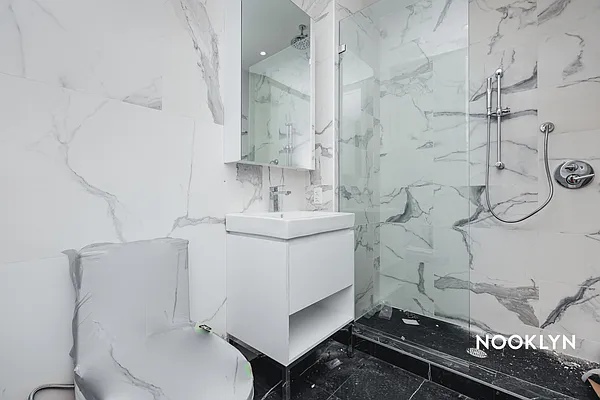 Rented by Nooklyn NYC LLC | media 51