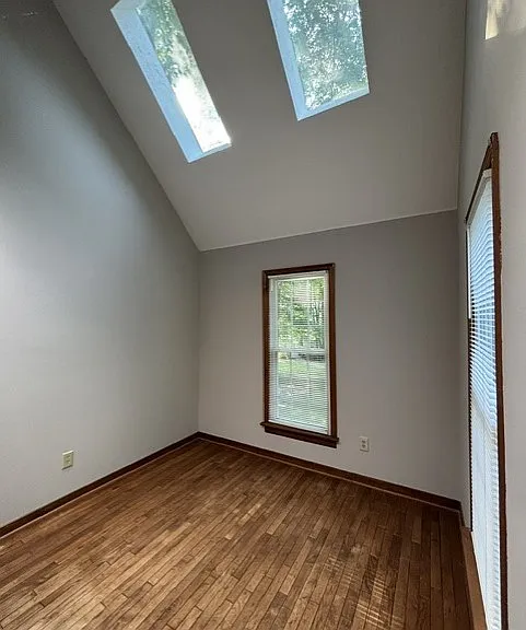 14604 Mill Spring Dr — Photo 8