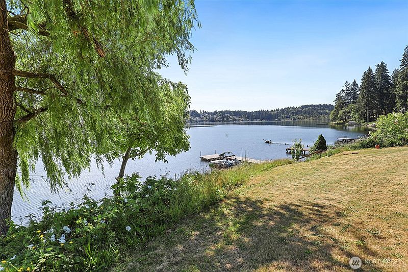 2nd image of 1278 Kitsap Lake Road NW