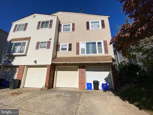 9242 Jamison Ave #B, Philadelphia, PA 19115