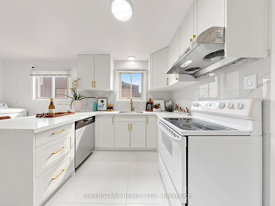 1st image of 6411 Chaumont Cres