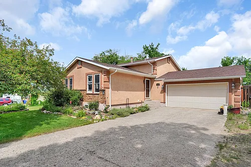 5890 Del Rey Dr Photo 1